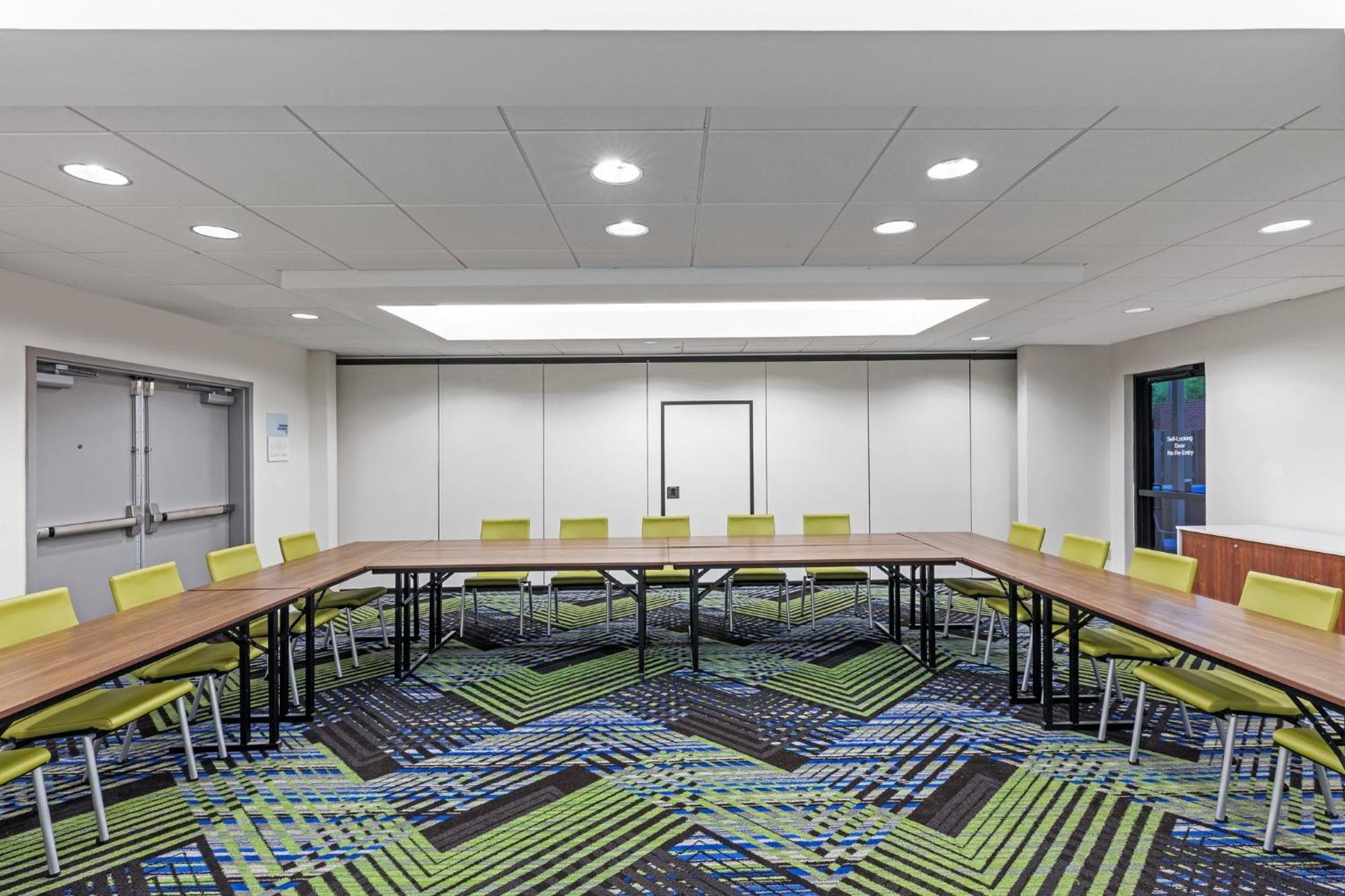 Holiday Inn Express & Suites Sulphur - Lake Charles By Ihg Luaran gambar